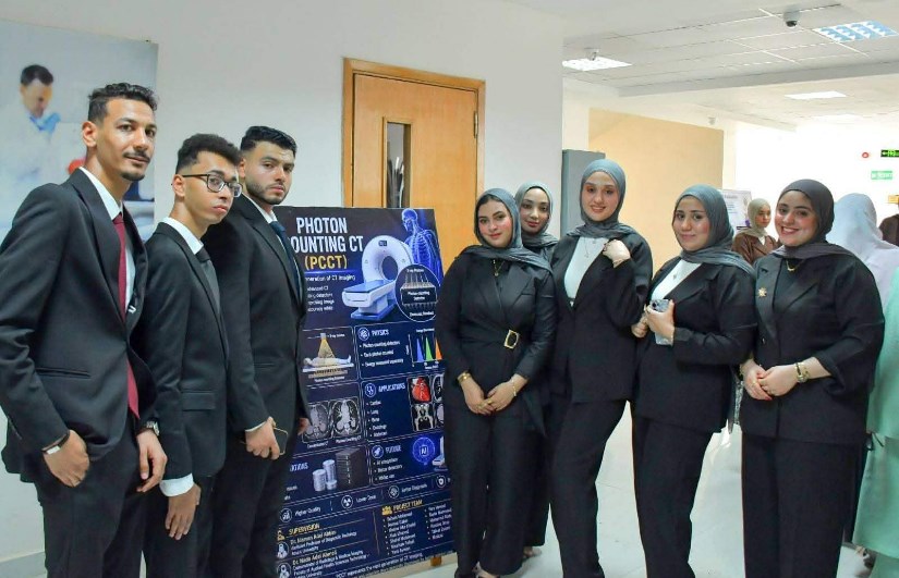 طلاب طلاب كلية العلوم الصحية التطبيقية بجامعة سفنكس