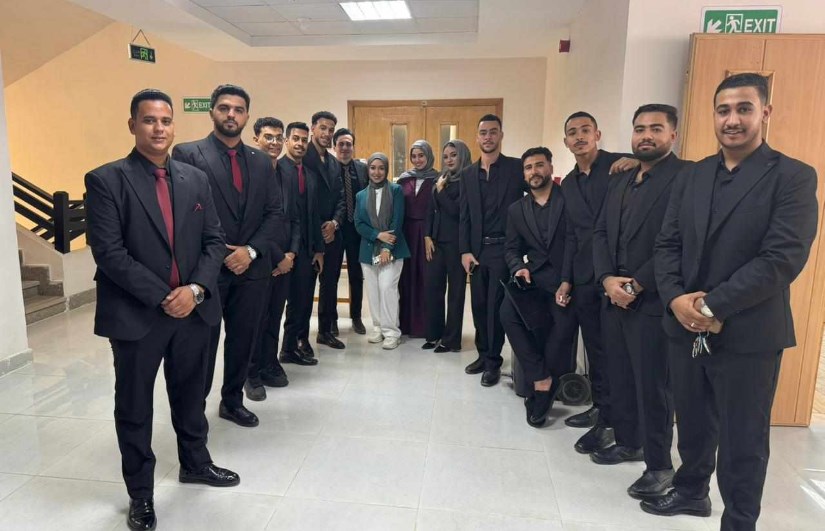 طلاب كلية العلوم الطبية التطبيقية بجامعة سفنكس 