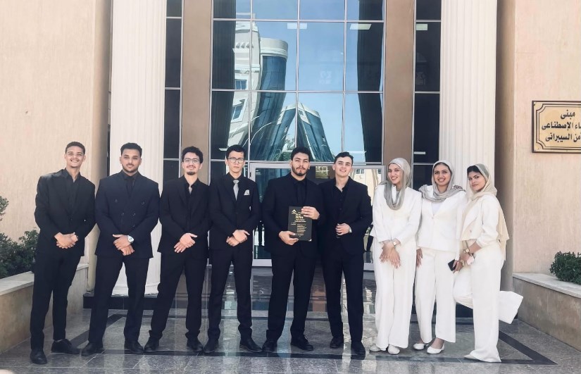 طلاب قسم علوم الحاسب بالمعهد العالي للحاسبات وتكنولوجيا المعلومات بأكاديمية الشروق