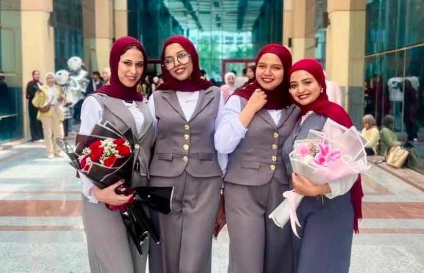 طلاب كلية العلوم الصحية التطبيقية بجامعة 6 أكتوبر 