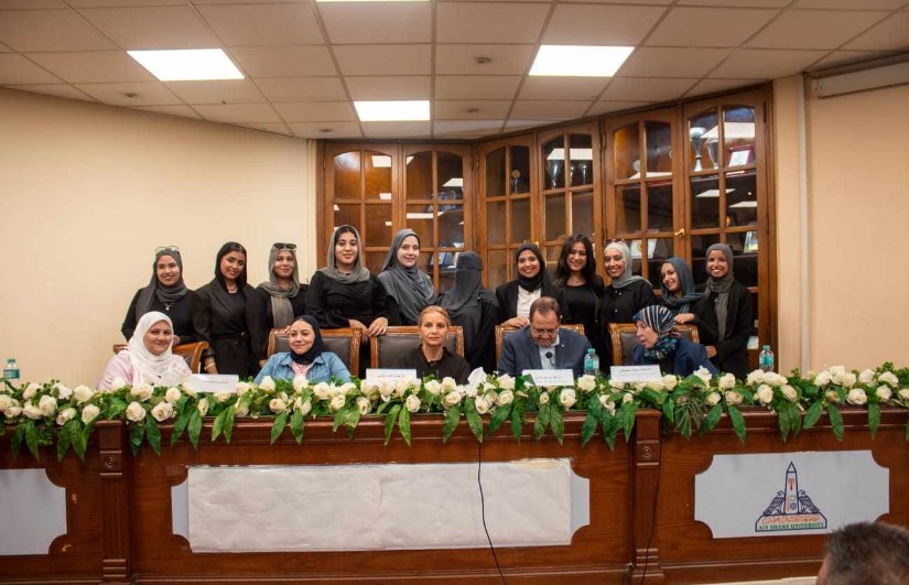 طلاب قسم علم الاجتماع بكلية الآداب – جامعة عين شمس