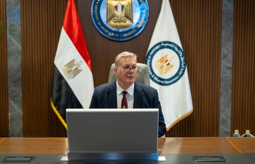 وزير البترول 
