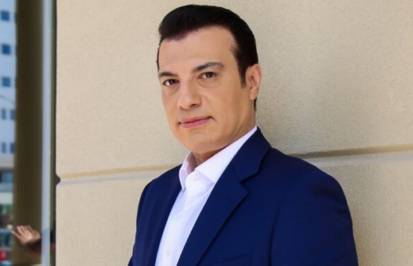 النجم إيهاب توفيق