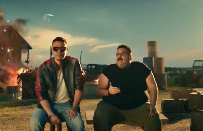 فيلم صقر وكناريا