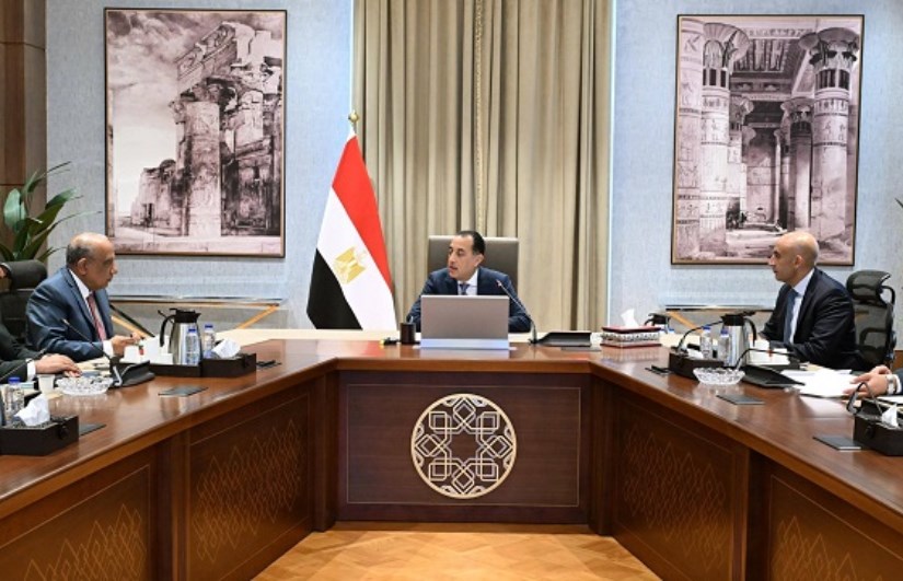 اجتماع تطوير شركات الانتاج الحربى