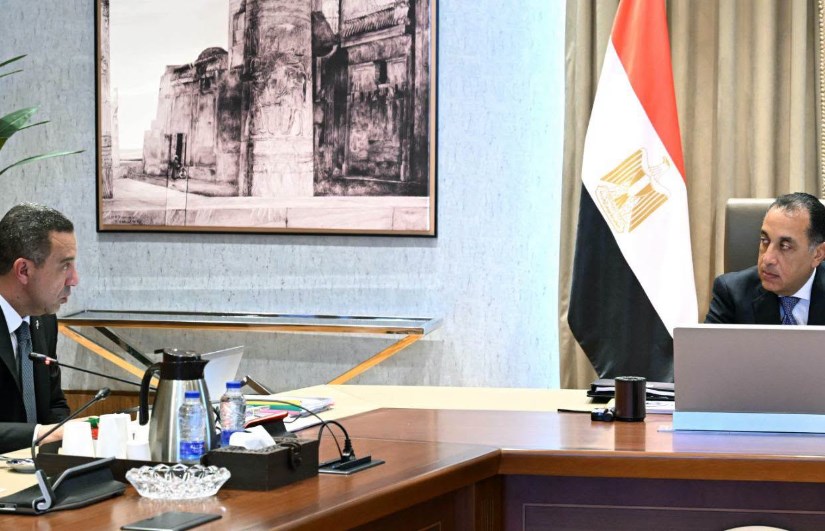 رئيس الوزراء ومحافظ المنوفية