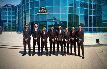 فريق العمل