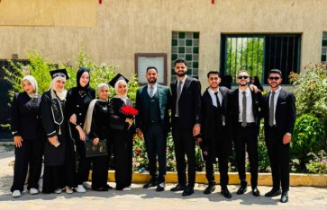 فريق العمل 