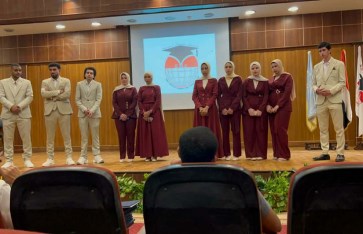 طلاب كلية نظم معلومات الأعمال BIS بجامعة KMA
