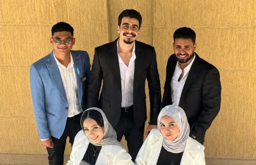 طلاب جامعة KMA