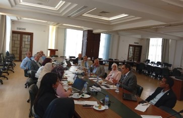 لجنة مستخلصي الجمارك والمصدرين