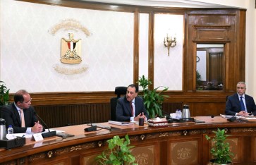اجتماع متابغة مشروعات الطاقة