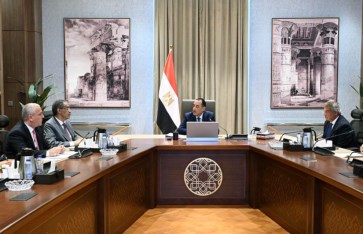 اجتماع لمتابعة تنفيذ تكليفات الرئيس بشأن تطوير الإعلام