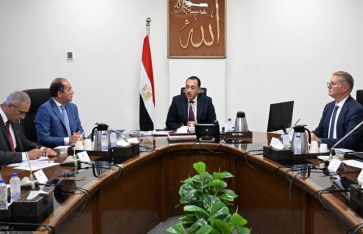 اجتماع متابعة توفير المواد البترولية