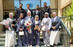 فريق العمل 