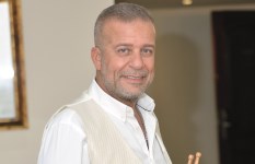شريف منير 