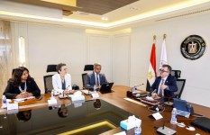 اجتماع وزير التخطيط مع فريق من مجموعة البنك الدولي