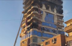 آثار حريق واضحة ببرج الاتصالات بسوهاج