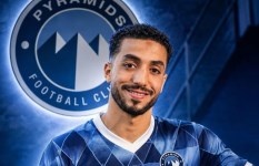موقف عبد المنعم من عرض بيراميدز 