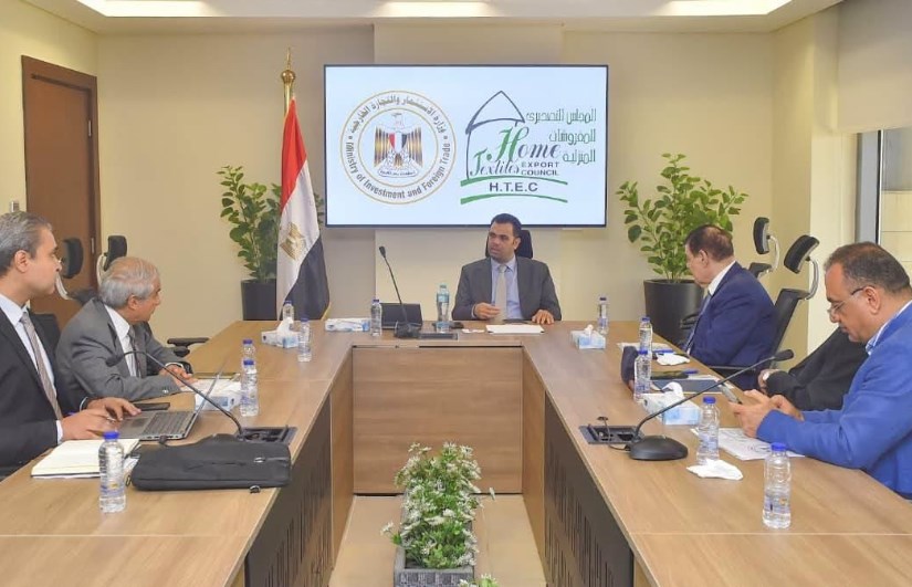 جانب من الاجتماع 