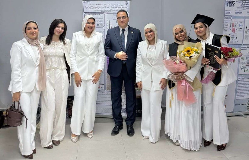 فريق العمل 