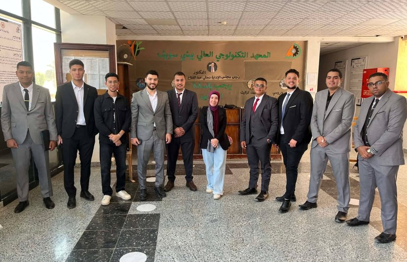 فريق عمل المشروع