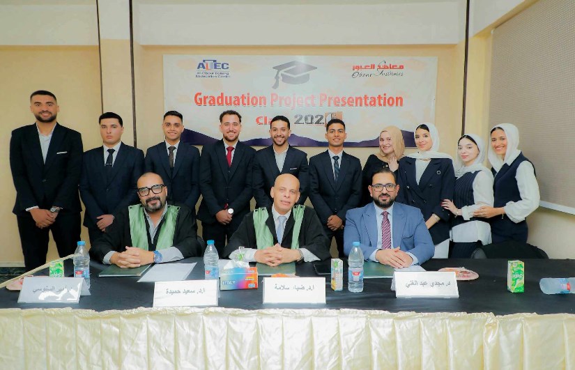 فريق عمل المشروع