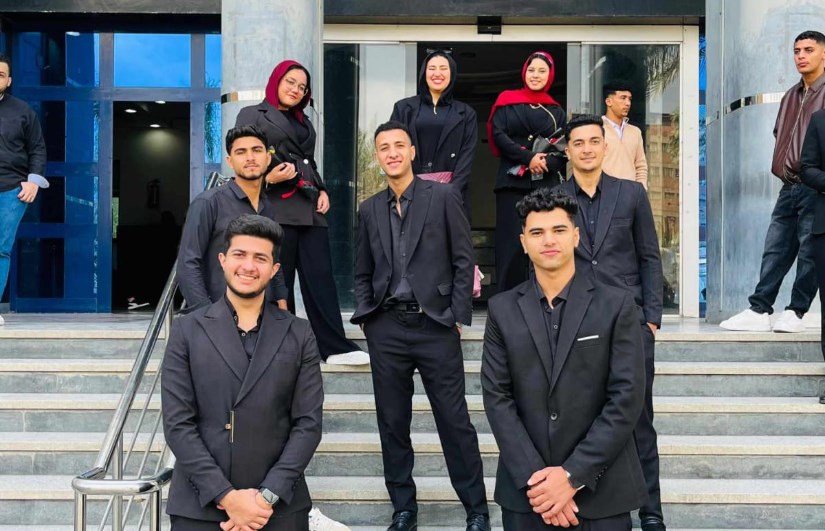 فريق عمل المشروع