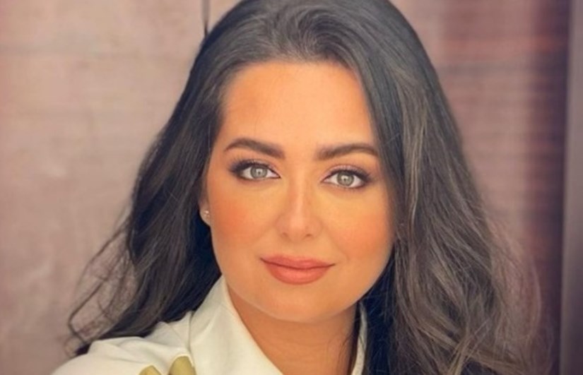 هبة مجدي 