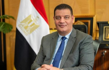 د. أيمن عبد الموجود 