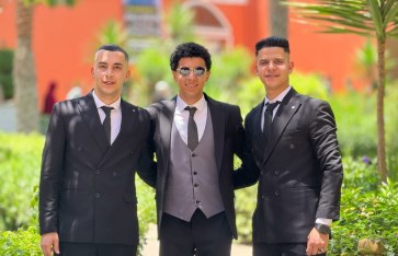 فريق العمل 