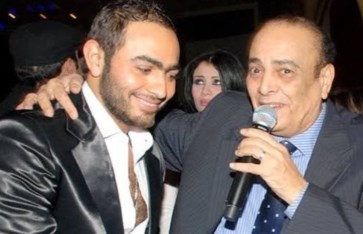 تامر حسني ووالده 