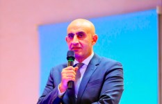 وزير التربية والتعليم 