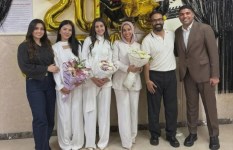 طلاب إعلام الجامعة الكندية