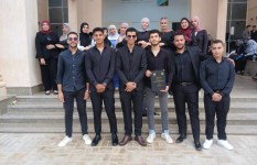 فريق العمل 