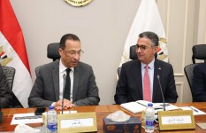 وزيرا التموين والاتصالات 