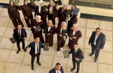 طلاب قسم الصيدلة الصناعية بجامعة أسيوط الجديدة التكنولوجية