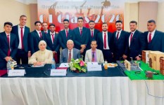 فريق من طلاب المعهد العالي للهندسة والتكنولوجيا بالعبور