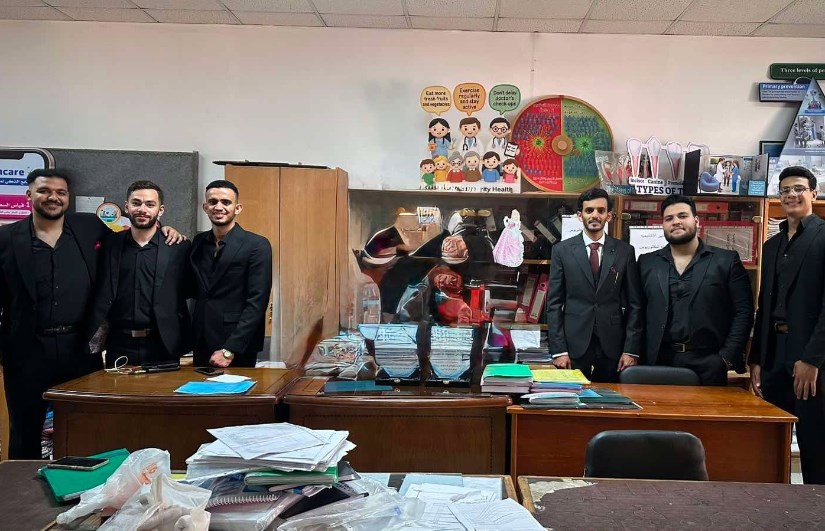 فريق العمل 