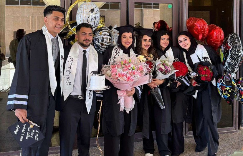 فريق العمل