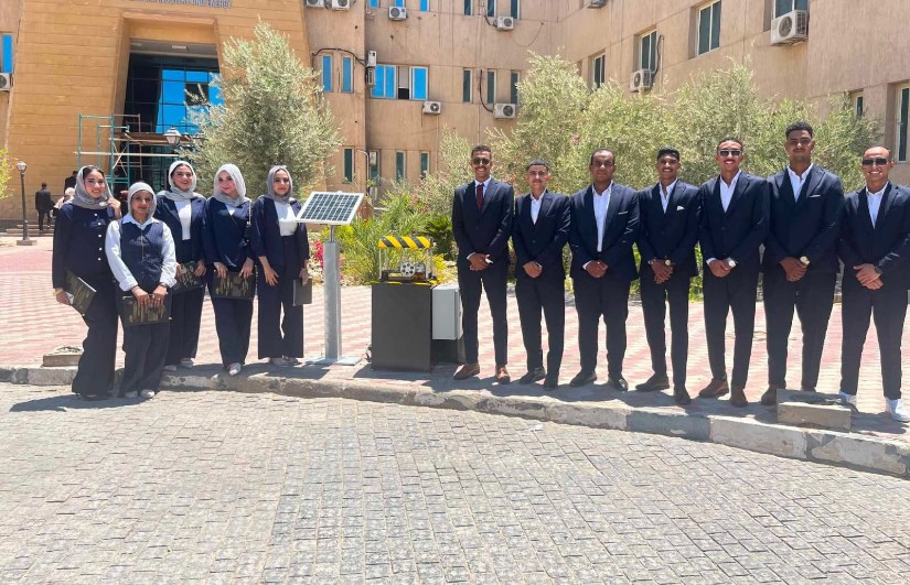 فريق العمل 