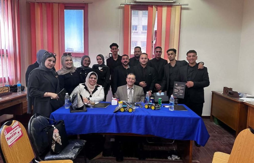 فريق العمل 