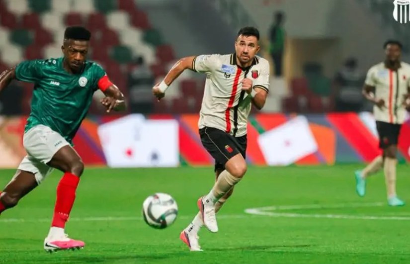تريزيجيه مع الرياض 