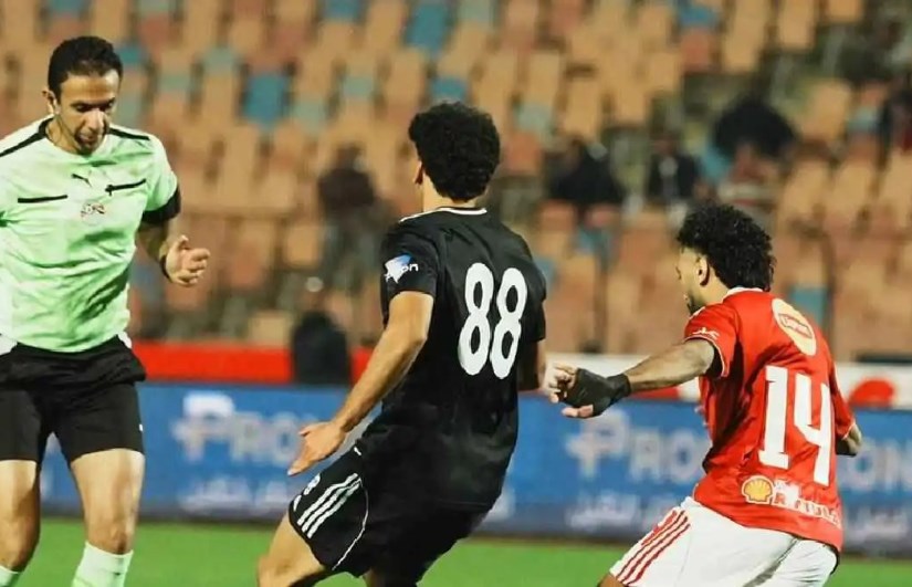 الأهلي ضد زد 