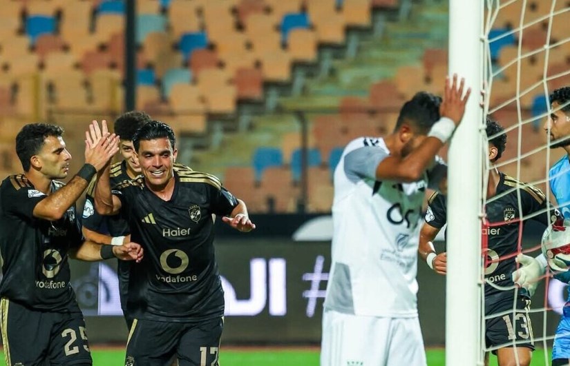 الأهلي ضد زد 
