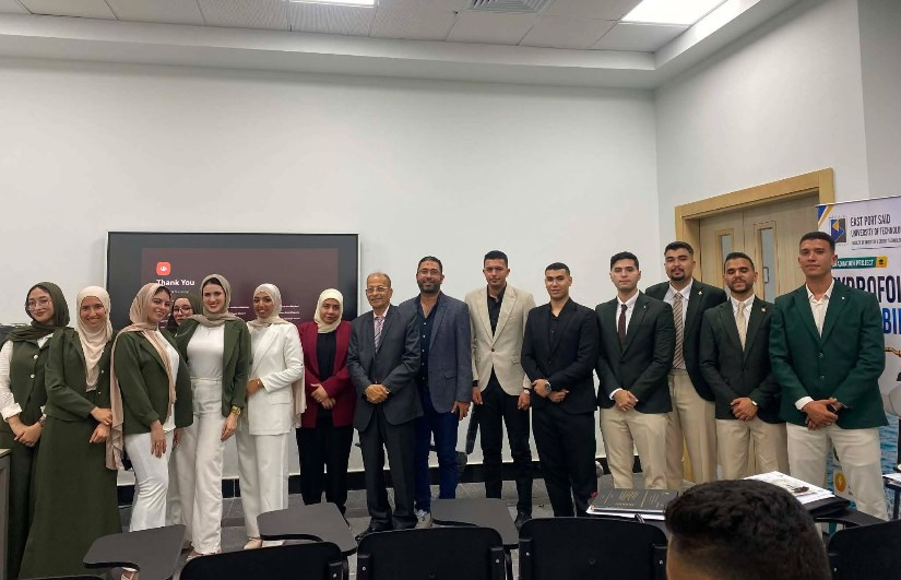 طلاب جامعة شرق بورسعيد التكنولوجية 