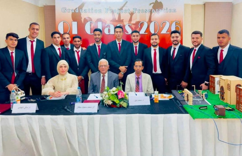 فريق من طلاب المعهد العالي للهندسة والتكنولوجيا بالعبور