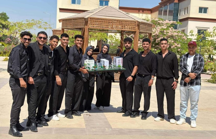 فريق من جامعة أسيوط الجديدة التكنولوجية – كلية الصناعة والطاقة