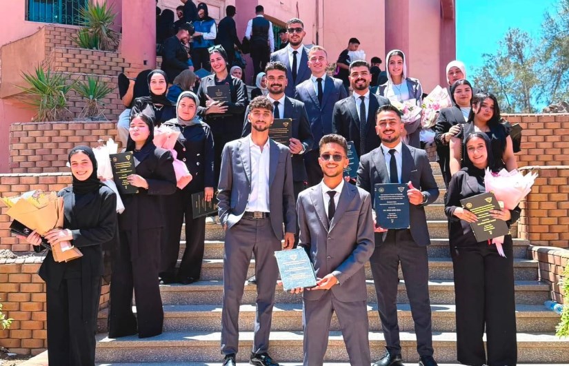 طلاب معهد الدلتا العالي لنظم المعلومات الإدارية والمحاسبية