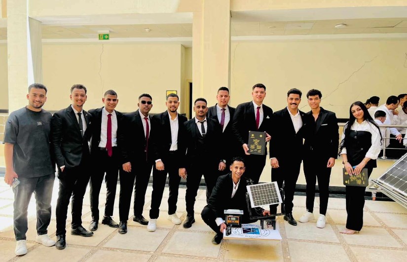 طلاب جامعة أسيوط الجديدة التكنولوجية